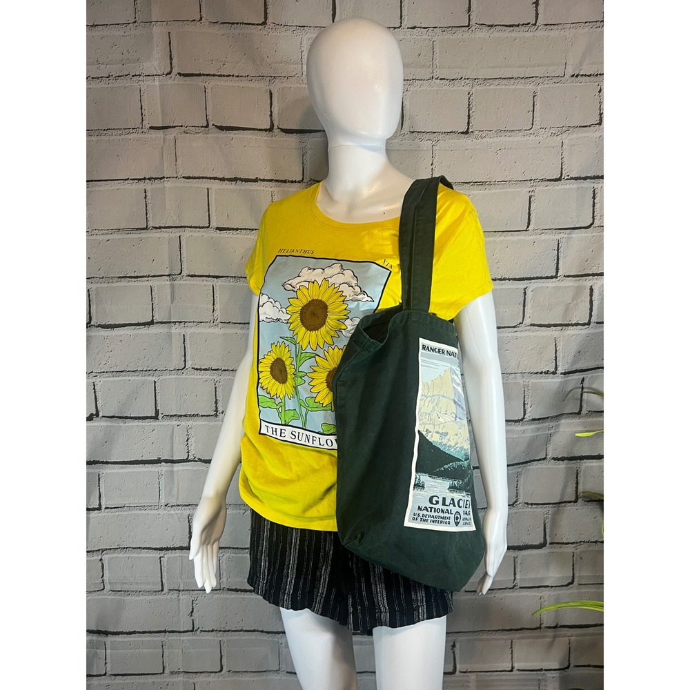 PRETTY FLY 2X 3 Piece Bundle-Tee, Shirts, & a Tote!